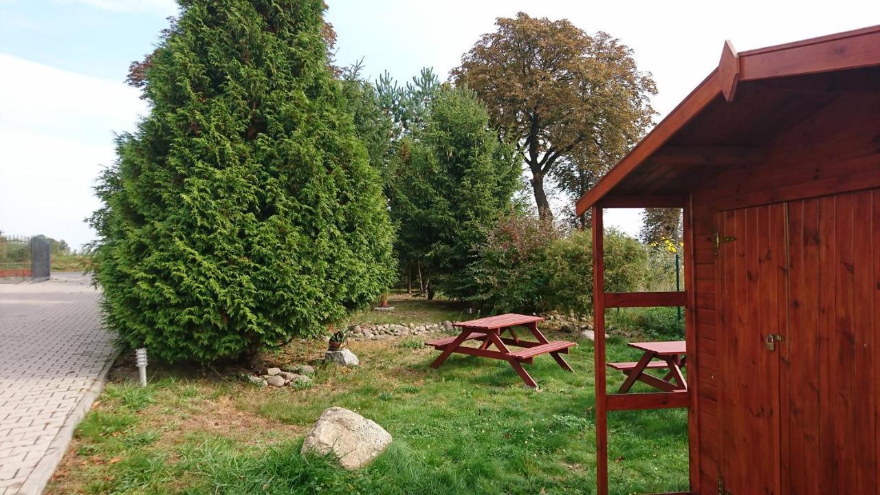 Noclegi Zdzislaw Sieradzki Zbiczno Bagian luar foto